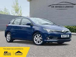 Blue Used 2017 Toyota Auris Hatchback | £9,990 (Fair price)