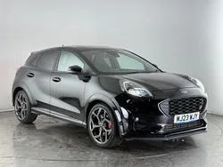 Black Used 2023 Ford Puma Gen-E ST Hatchback | £17,000 (Good price)