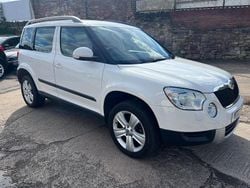 White Used 2012 Skoda Yeti SE SUV | £4,500 (Fair price)