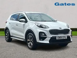 White Used 2019 Kia Sportage 2 SUV | £13,399 (Fair price)