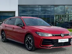 Chilli red metallic Used 2025 VW Passat R-line Estate | £39,217