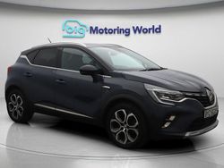 Blue Used 2022 Renault Captur SE SUV | £12,700 (Good price)