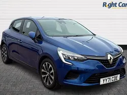 Iron blue Used 2021 Renault Clio V Iconic Hatchback | £11,999 (Fair price)