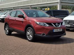 Red Used 2014 Nissan Qashqai Acenta SUV | £3,997 (Expensive)