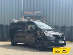 Black Used 2016 Renault Trafic Van | £7,843 (Fair price)