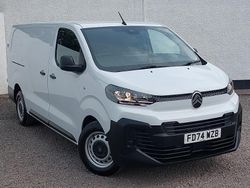 White New 2024 Citroën Dispatch MPV | £18,998 (Fair price)