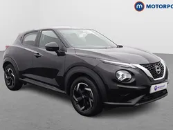Black Used 2023 Nissan Juke N-Connecta SUV | £12,899 (Fair price)