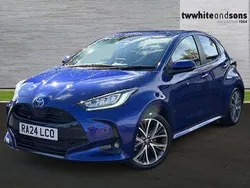 Blue Used 2024 Toyota Yaris Hybrid Hatchback | £19,950 (Fair price)