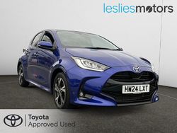 Blue Used 2024 Toyota Yaris Hybrid Design Hatchback | £19,999 (Fair price)