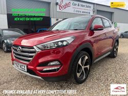 Red Used 2017 Hyundai Tucson Premium SE SUV | £13,995 (Fair price)