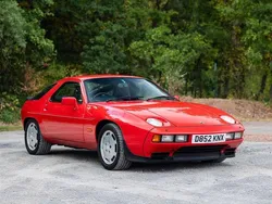 Red Used 1986 Porsche 928 Coupe | £30,000