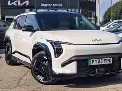 Used 2025 Kia EV3 2 SUV | £35,750 (Fair price)