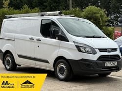 White Used 2017 Ford Transit Custom | £8,890 (Super price)