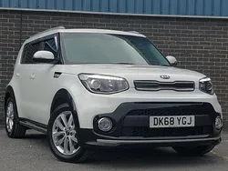 White Used 2018 Kia Soul 2 SUV | £7,998 (Fair price)