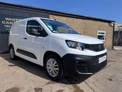 White Used 2020 Vauxhall Combo Sportive MPV | £8,940 (Fair price)
