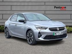 Two coat metallic contrast g Used 2024 Vauxhall Corsa-e Design Edition Hatchback | £13,950 (Fair price)