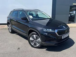 Black magic pearl effect Used 2022 Skoda Karoq SE Drive SUV | £19,995 (Fair price)