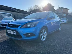 Blue Used 2009 Ford Focus Zetec Hatchback | £1,695 (Good price)