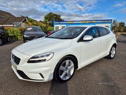 White Used 2018 Volvo V40 R-Design Estate | £8,995 (Fair price)