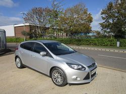Silver Used 2014 Ford Focus Zetec Hatchback | £3,795 (Fair price)