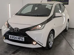 White Used 2014 Toyota Aygo x-press Hatchback | £5,000 (Fair price)