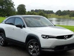 White Used 2023 Mazda MX30 Makoto SUV | £25,995