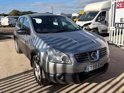 Silver Used 2010 Nissan Qashqai Visia SUV | £1,535 (Good price)