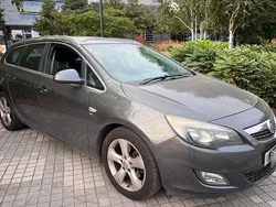 Black Used 2011 Vauxhall Astra Estate | £1,450 (Good price)