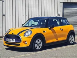 Orange Used 2016 Mini Cooper Hatch Hatchback | £6,400 (Good price)