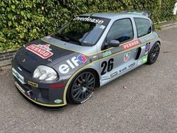 Silver Used 2002 Renault Clio II Hatchback | £32,995