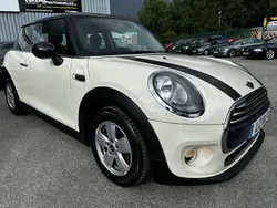 White Used 2015 Mini Cooper Hatch Hatchback | £6,490 (Fair price)