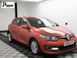 Red Used 2015 Renault Mégane III Dynamique Hatchback | £3,295 (Super price)