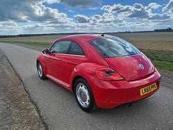 Red Used 2015 VW Beetle Design Hatchback | £5,099 (Good price)