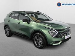 Green Used 2025 Kia Sportage 2 SUV | £28,299 (Super price)