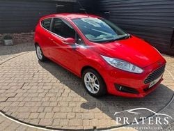 Red Used 2015 Ford Fiesta Zetec Hatchback | £2,500 (Super price)