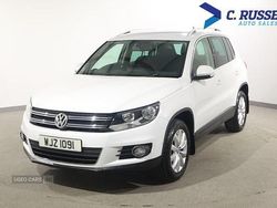 White Used 2014 VW Tiguan Match SUV | £9,495 (Fair price)
