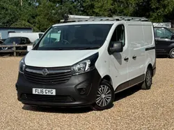 White Used 2016 Vauxhall Vivaro S Van | £6,944 (Good price)