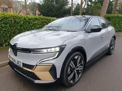 Grey/black Used 2024 Renault Mégane Iconic Hatchback | £23,795 (Fair price)