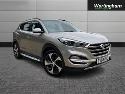 White Used 2017 Hyundai Tucson Premium SE SUV | £11,995 (Fair price)
