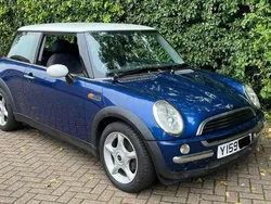 Blue Used 2001 Mini ONE Hatch Hatchback | £4,500