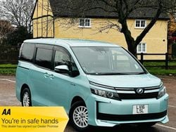 Blue Used 2016 Toyota Voxy MPV | £10,990 (Super price)