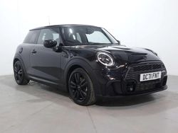 Black Used 2022 Mini Cooper S Hatch Hatchback | £20,700 (Fair price)
