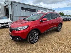Red Used 2017 Renault Kadjar Dynamique SUV | £6,490 (Fair price)