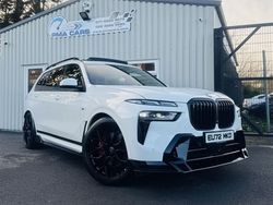 White Used 2022 BMW X7 M Sport SUV | £87,000