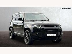 Black Used 2025 Land Rover Defender HSE Dynamic SUV | £80,195