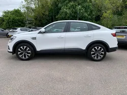 White Used 2023 Renault Arkana Evolution SUV | £17,995