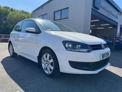White Used 2011 VW Polo SE Hatchback | £4,995 (Fair price)