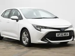 White Used 2022 Toyota Corolla Hatchback | £15,000 (Good price)