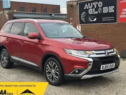 Red Used 2015 Mitsubishi Outlander SUV | £8,990 (Fair price)