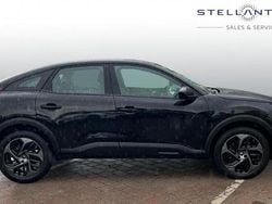 Black Used 2022 Citroën C4 PureTech Hatchback | £14,171 (Fair price)